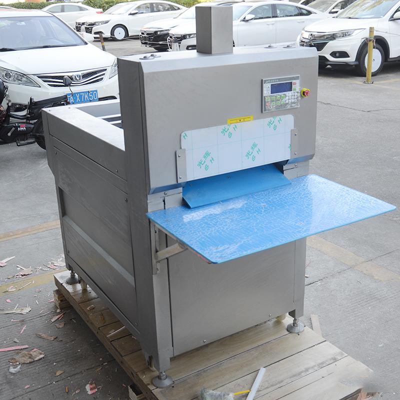做羊肉卷、小肥牛的來看看這臺會自動送料切薄片的羊肉切卷機