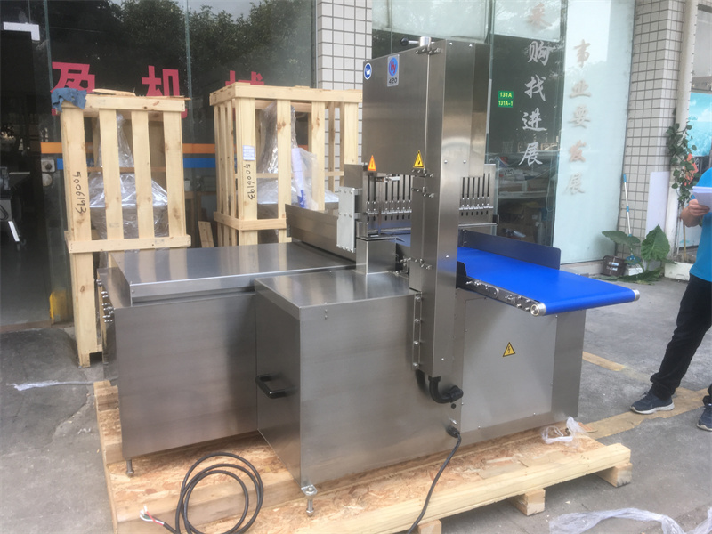 全自動數(shù)控鋸骨機：-18℃豬大排切片的高效解決方案